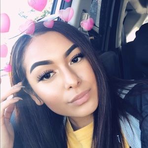 Meet your Posher, Melissa